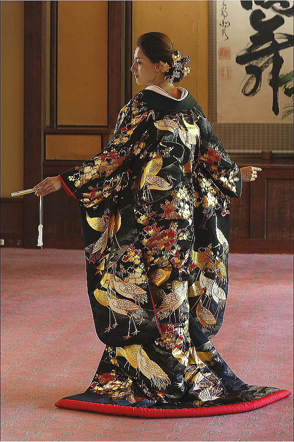 和装 白無垢 色打掛 引き振袖 ウエディングドレスのオーダー レンタル Hisako Takayama